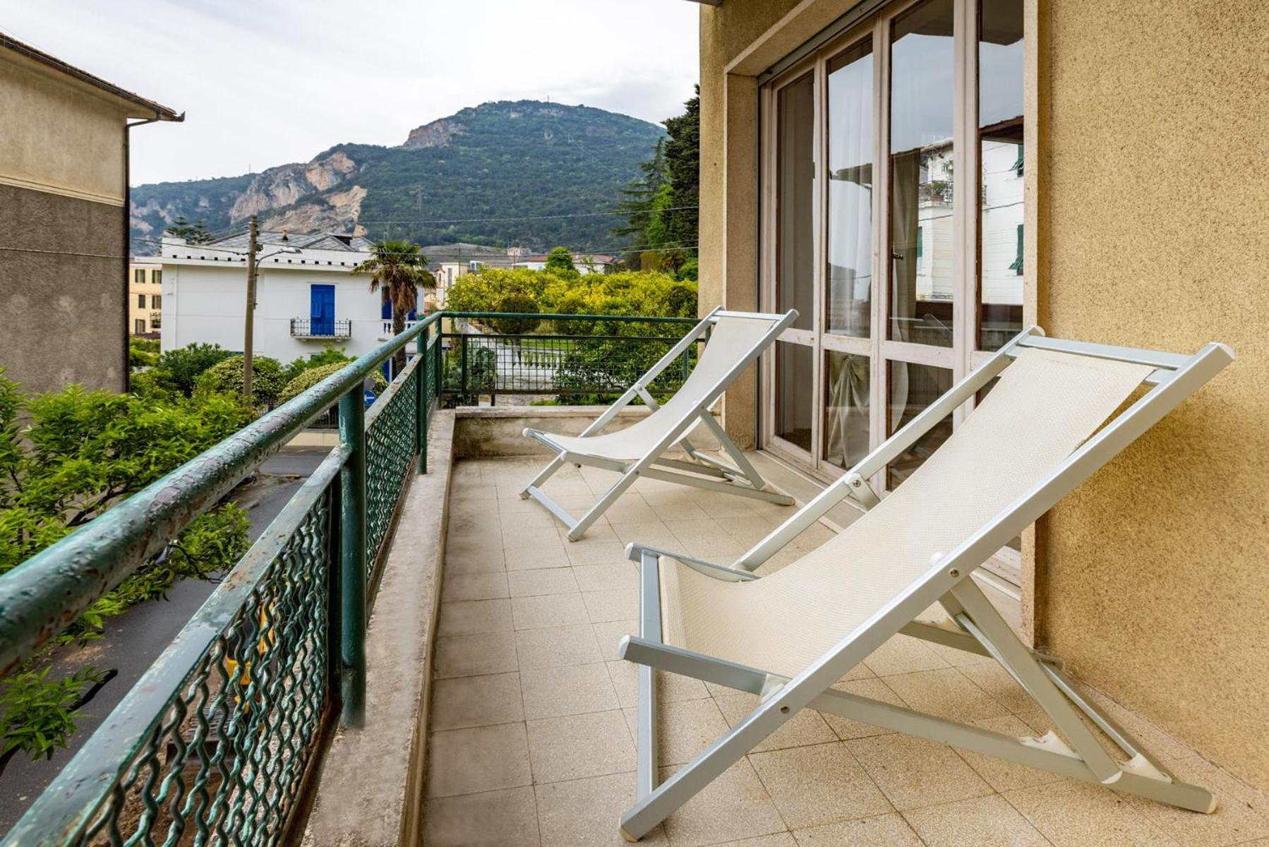 Casa Romeo Appartamento Con Posto Auto 피날레리구레 외부 사진